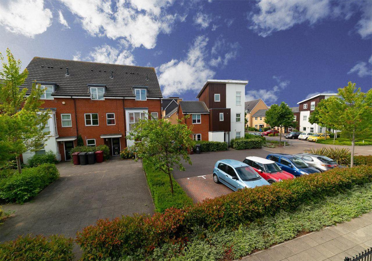 Puffin Way - Comfortable, Spacious House With Parking Apartment